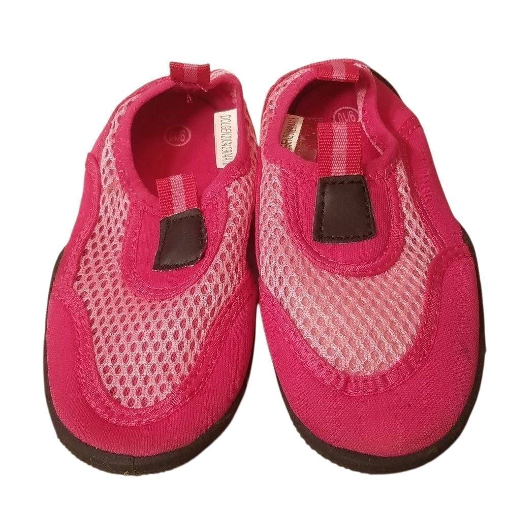 water shoes 9/10